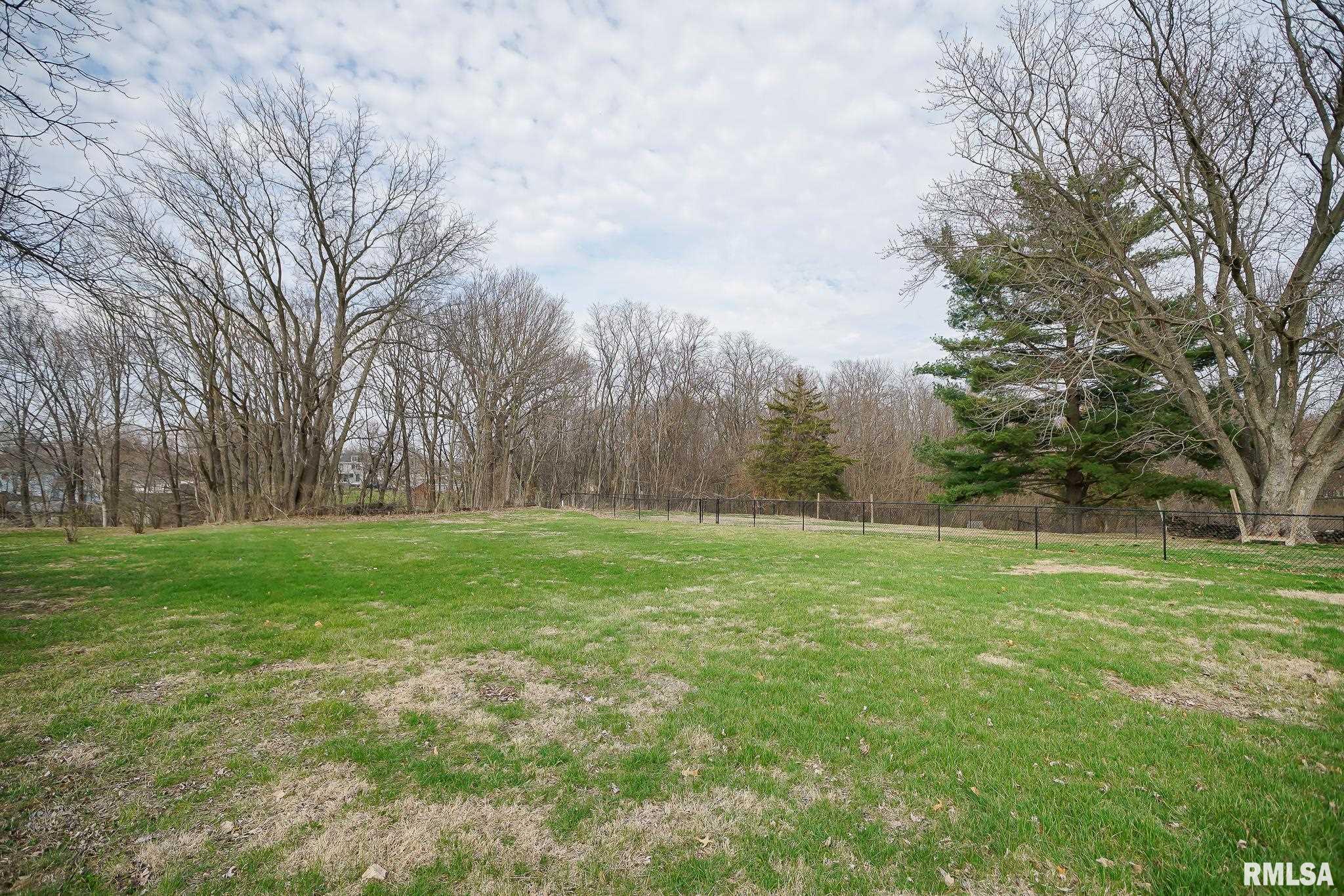 265 East Central Street Farmington, IL 61531 - Photo 19 of 21