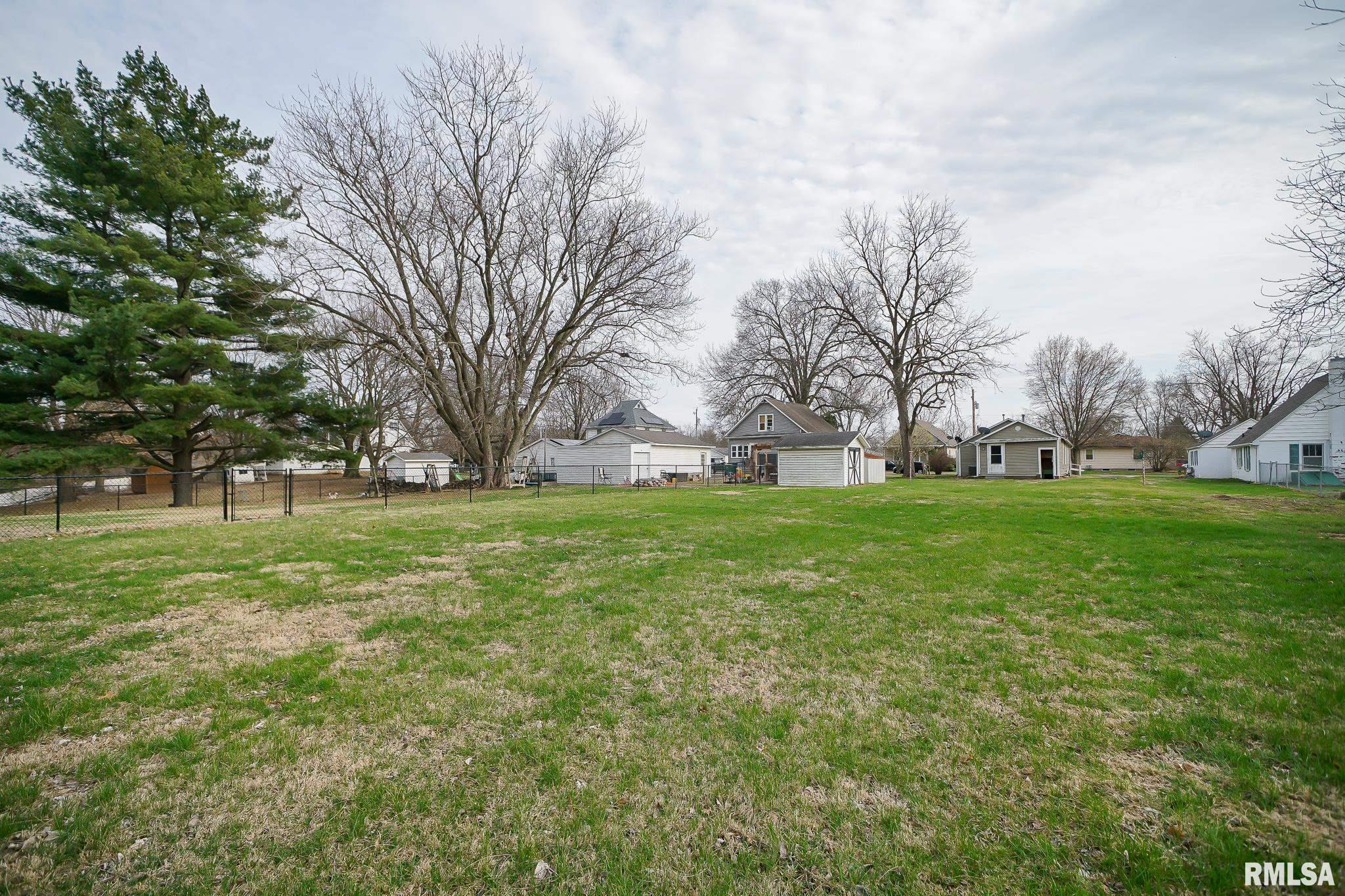 265 East Central Street Farmington, IL 61531 - Photo 20 of 21
