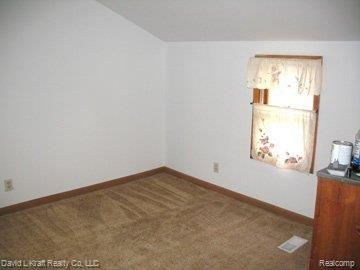 5458 Howard Bedroom3