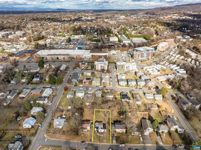 $2,150 | 1407 Vine Street, Charlottesville, VA 22902