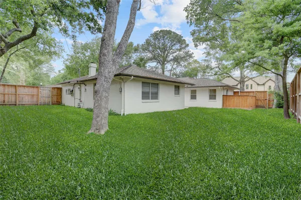 $4,600 | 8825 Cedarbrake Drive, Houston, TX 77055