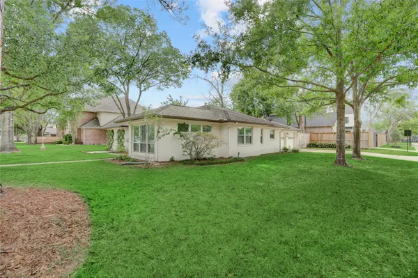 $4,600 | 8825 Cedarbrake Drive, Houston, TX 77055
