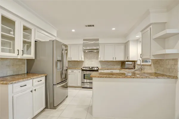 $4,600 | 8825 Cedarbrake Drive, Houston, TX 77055
