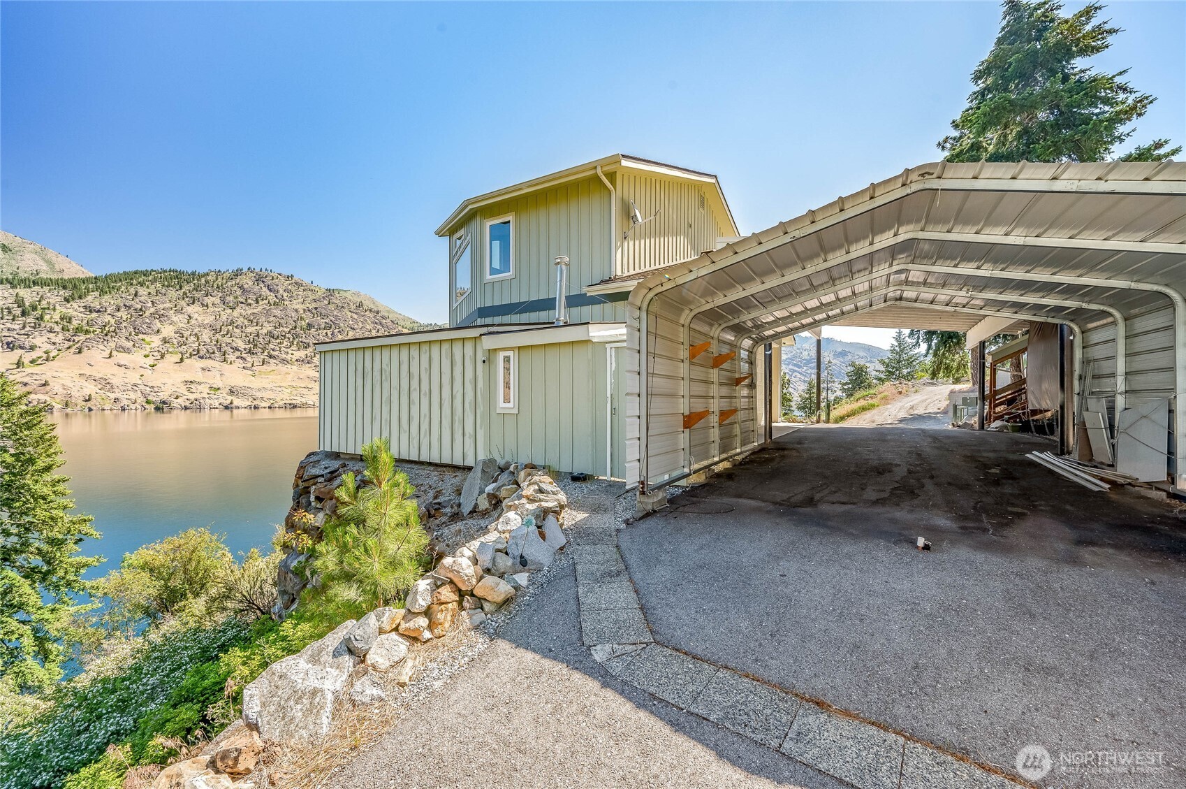 20000 South Lakeshore Road Chelan, WA 98816 - Photo 5 of 37