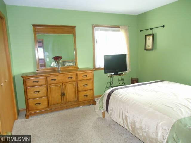 5455 Altura Road Northeast Fridley, MN 55421 - Photo 6 of 12