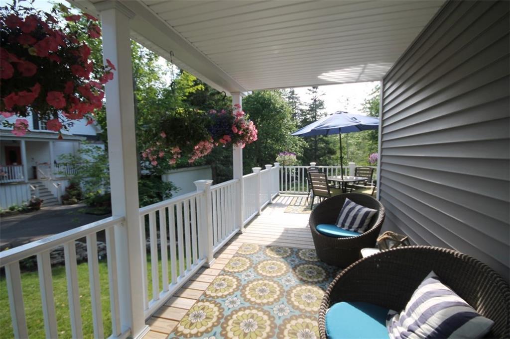 8 Meadow Cove Road East Boothbay, ME 04544 - Photo 3 of 25 18’ x 7’ pressure treated covered...