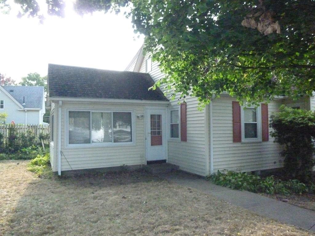 22 Springvale Avenue Lynn, MA 01904 - Photo 2 of 12 Gallery Image 2