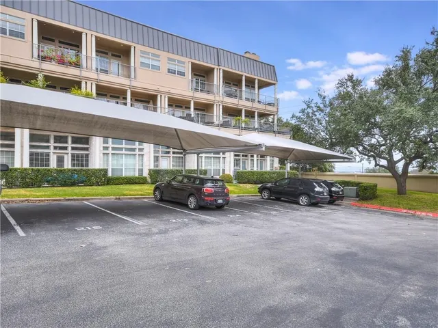 $2,000 | 2918 Ranch Road 620 North, Unit W221, Austin, TX 78734