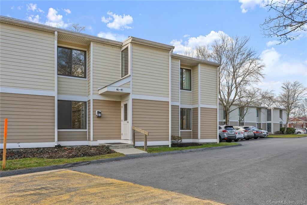48 Olcott Way, Unit 48 Ridgefield, CT 06877 - Photo 1 of 36