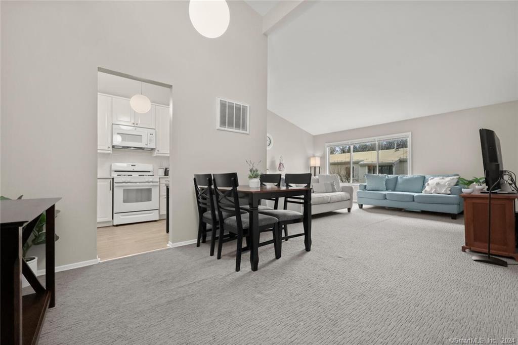 48 Olcott Way, Unit 48 Ridgefield, CT 06877 - Photo 13 of 36