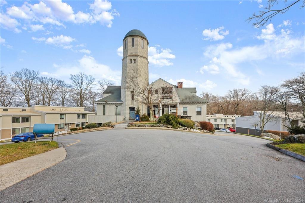 48 Olcott Way, Unit 48 Ridgefield, CT 06877 - Photo 27 of 36