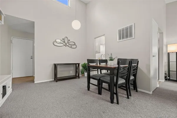 $309,900 | 48 Olcott Way, Unit 48, Ridgefield, CT 06877