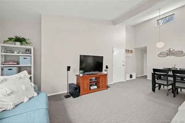 $309,900 | 48 Olcott Way, Unit 48, Ridgefield, CT 06877