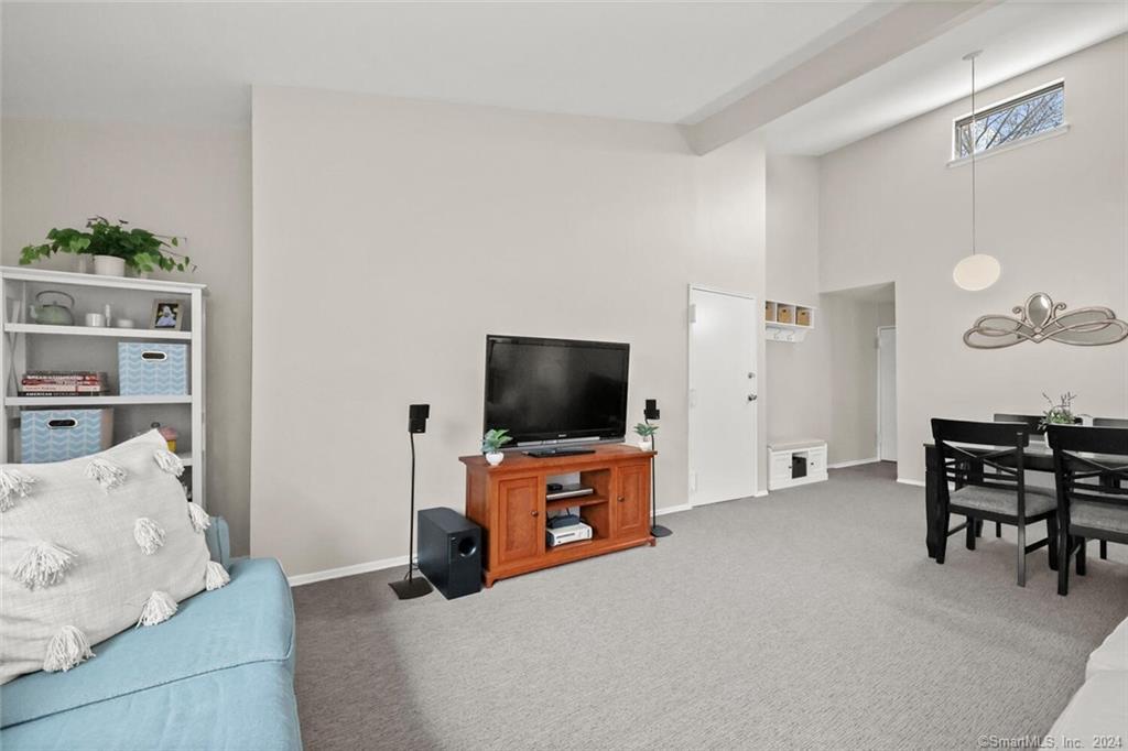 48 Olcott Way, Unit 48 Ridgefield, CT 06877 - Photo 8 of 36