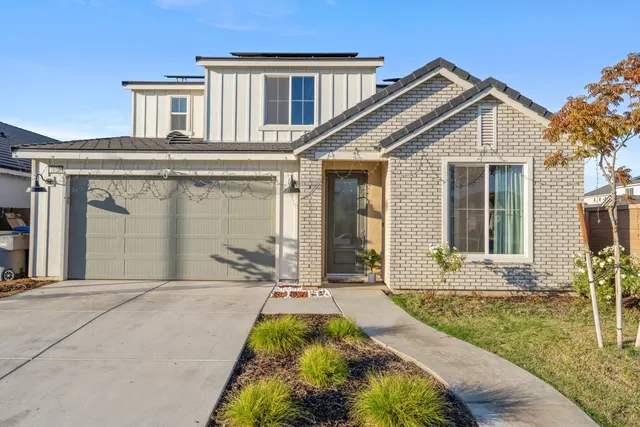 $579,000 | 7020 West Holland Avenue, Fresno, CA 93723