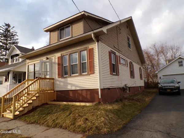 $339,000 | 14 Crescent Avenue, Amsterdam, NY 12010