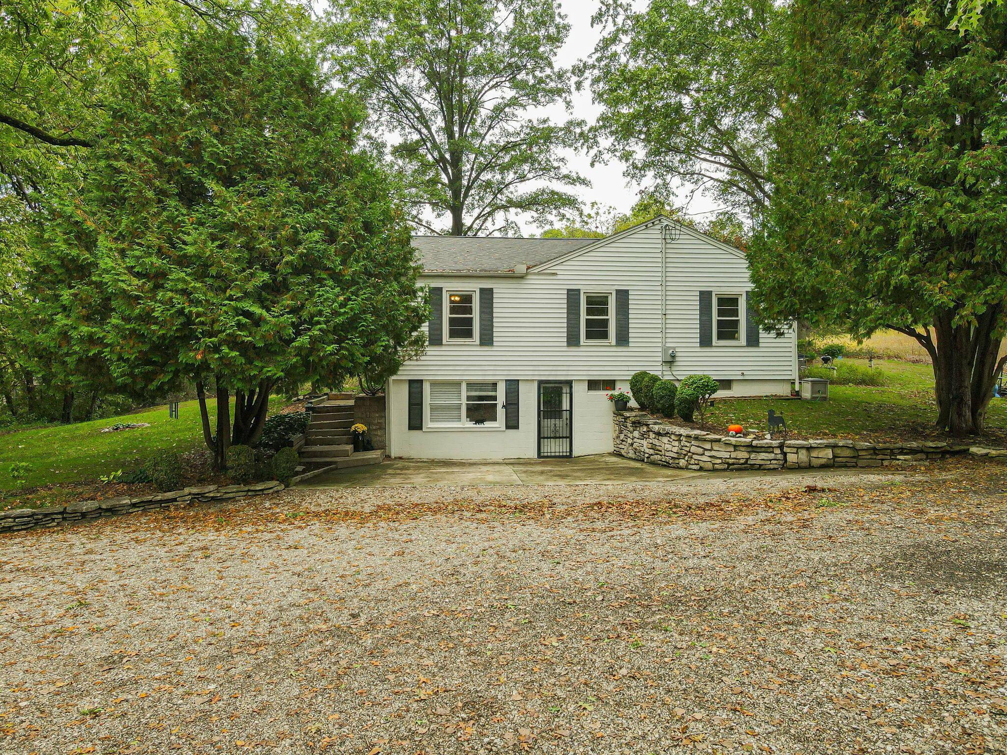 5122 Horseshoe Road Delaware, OH 43015 - Photo 5 of 81 73-web-or-mls-5122 horsehoes-71