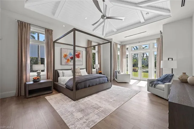 $9,900,000 | 175 Center Street, Naples, FL 34108