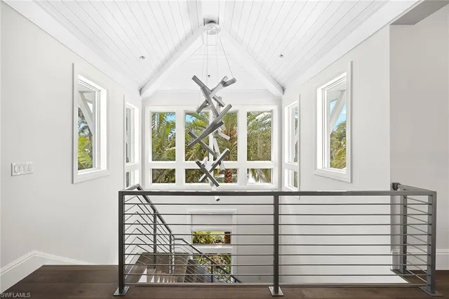 $9,900,000 | 175 Center Street, Naples, FL 34108