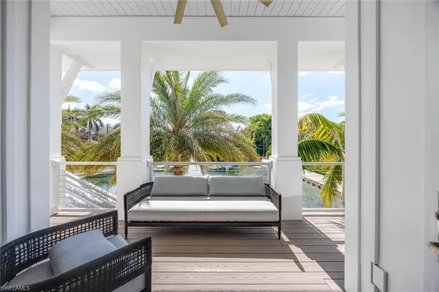 $9,900,000 | 175 Center Street, Naples, FL 34108