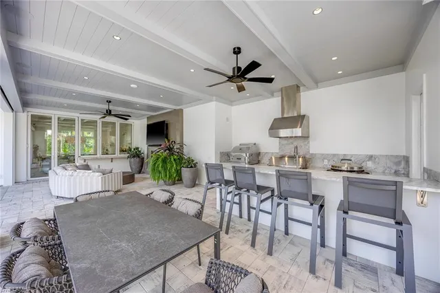 $9,900,000 | 175 Center Street, Naples, FL 34108