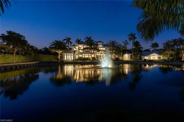 $9,900,000 | 175 Center Street, Naples, FL 34108