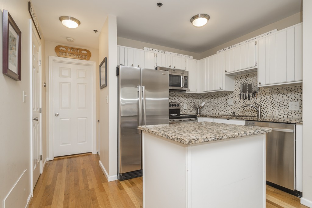 5 Main Street, Unit 5 Boston, MA 02129 - Photo 2 of 9