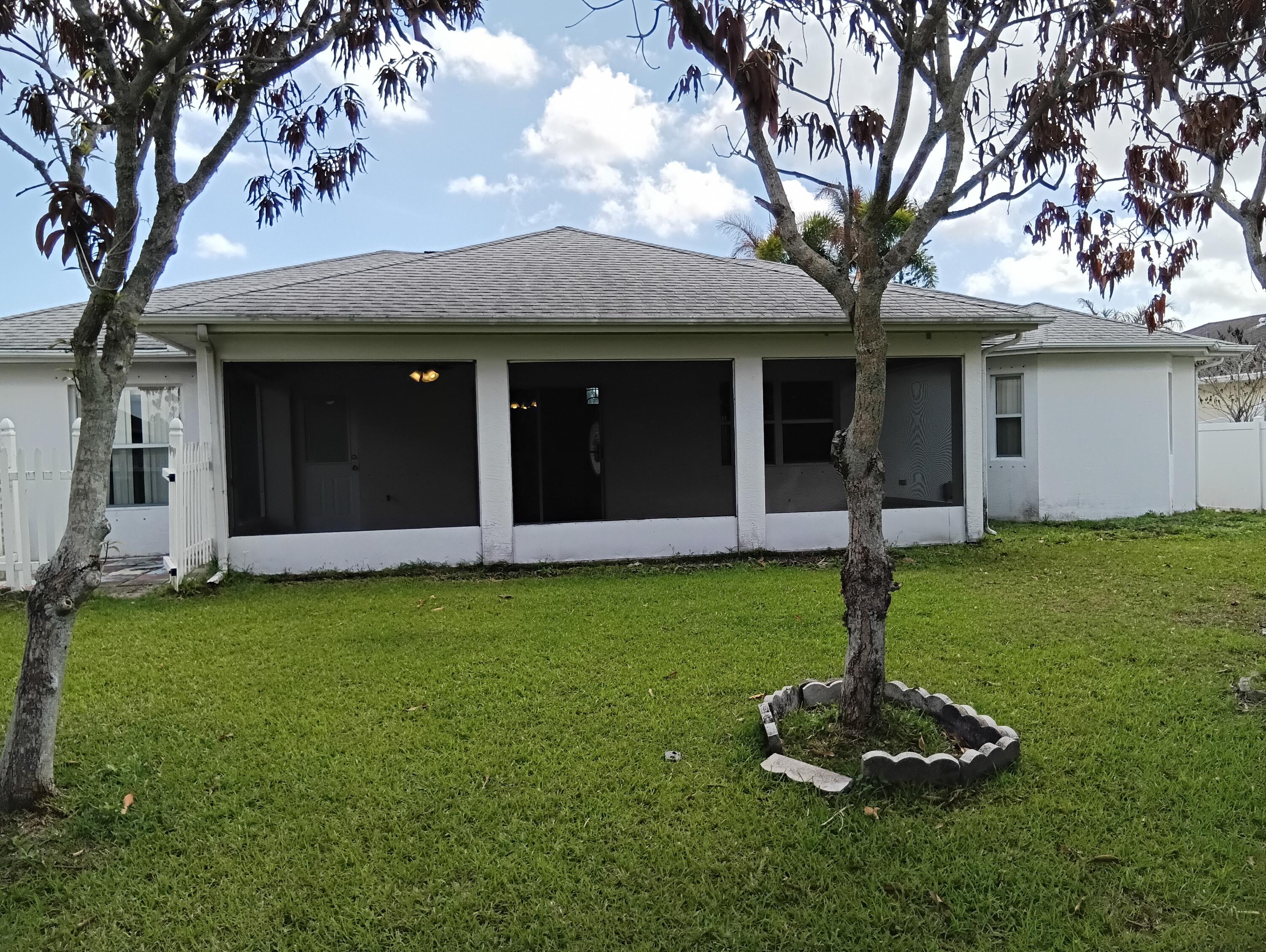 726 Southwest Byron Street Port St. Lucie, FL 34983 - Photo 2 of 10 1000024417