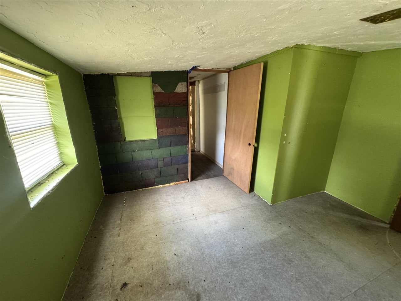 141 Goodell Street Colon, MI 49040 - Photo 8 of 9 Gallery Image 8