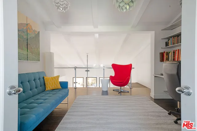 $18,995 | 1323 Club View Drive, Los Angeles, CA 90024