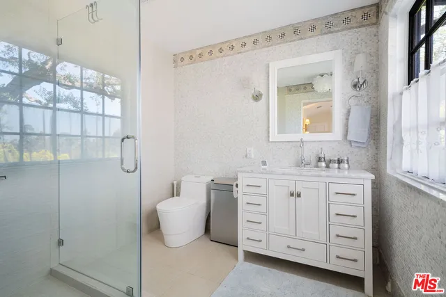 $18,995 | 1323 Club View Drive, Los Angeles, CA 90024