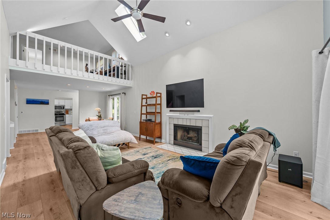 73 Lethbridge Lane Akron, OH 44321 - Photo 9 of 44 Vaulted Great Rm w/fan and view of the Loft