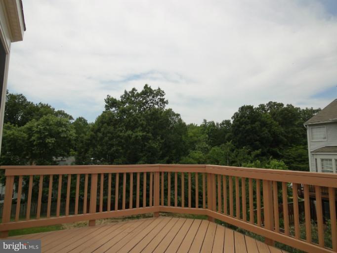 8008 Readington Court Springfield, VA 22152 - Photo 18 of 25 Exterior (Rear)