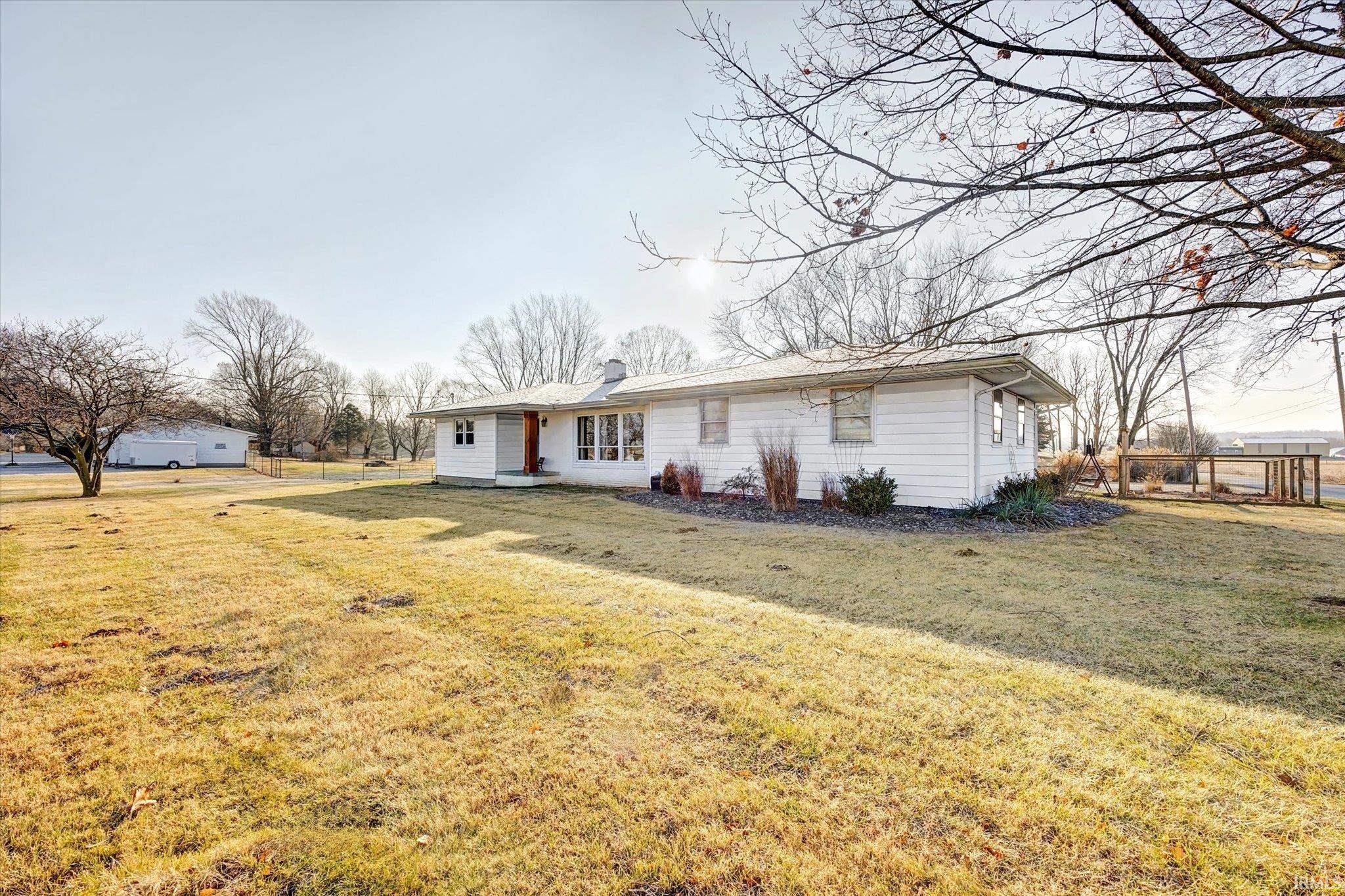 3121 South Bunger Road Bloomington, IN 47403 - Photo 2 of 36 Gallery Image 2