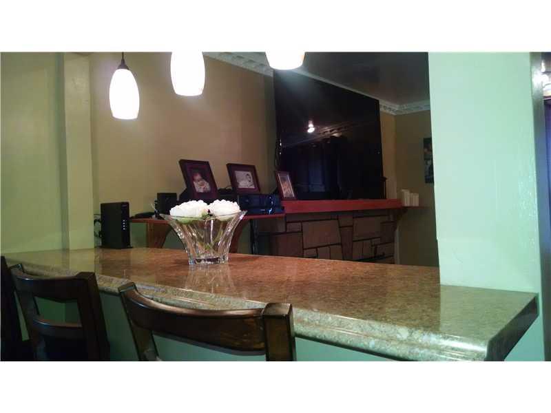 2789 Morefield Road Hermitage, PA 16148 - Photo 9 of 12 Dining Room.