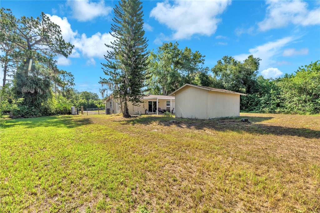 1815 30th Street Southeast Ruskin, FL 33570 - Photo 9 of 31