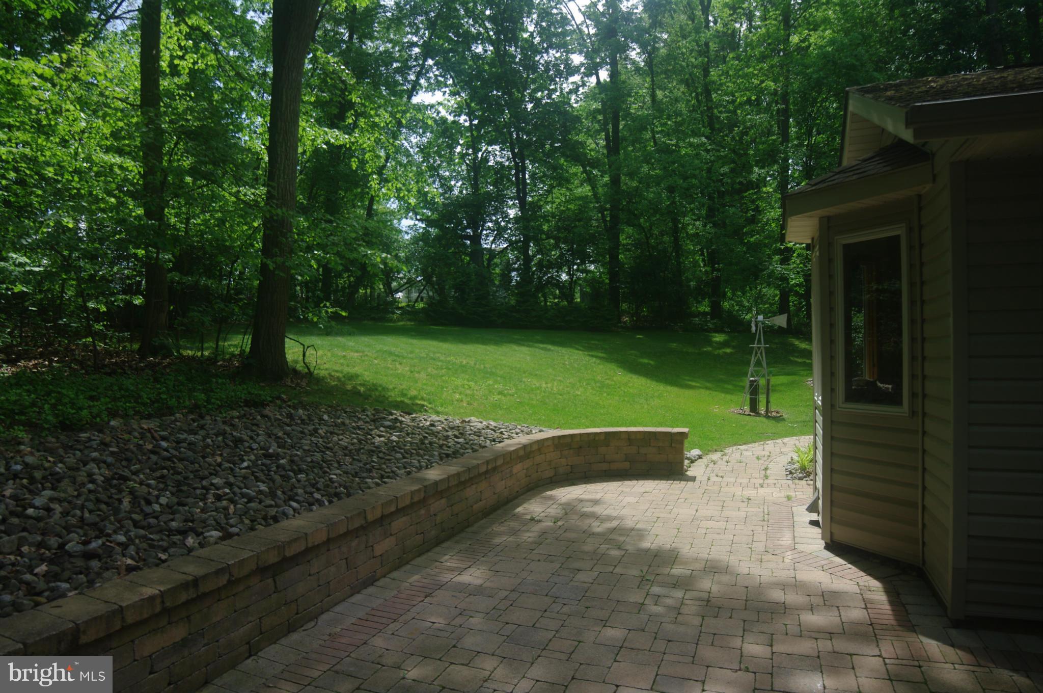 2619 Bachman Road Westminster, MD 21157 - Photo 19 of 30 Sitting Wall
