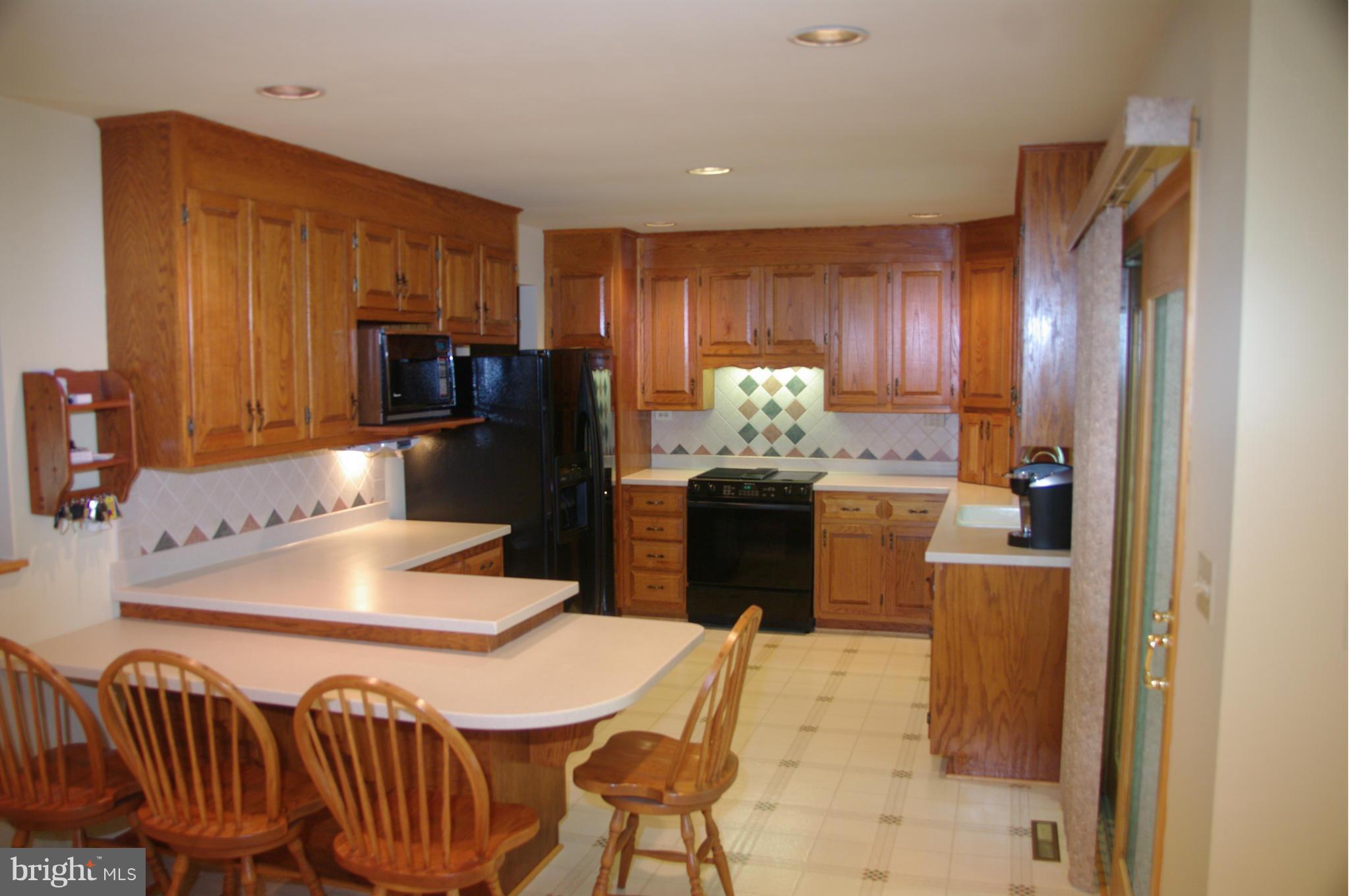 2619 Bachman Road Westminster, MD 21157 - Photo 4 of 30 Hand-made cabinets