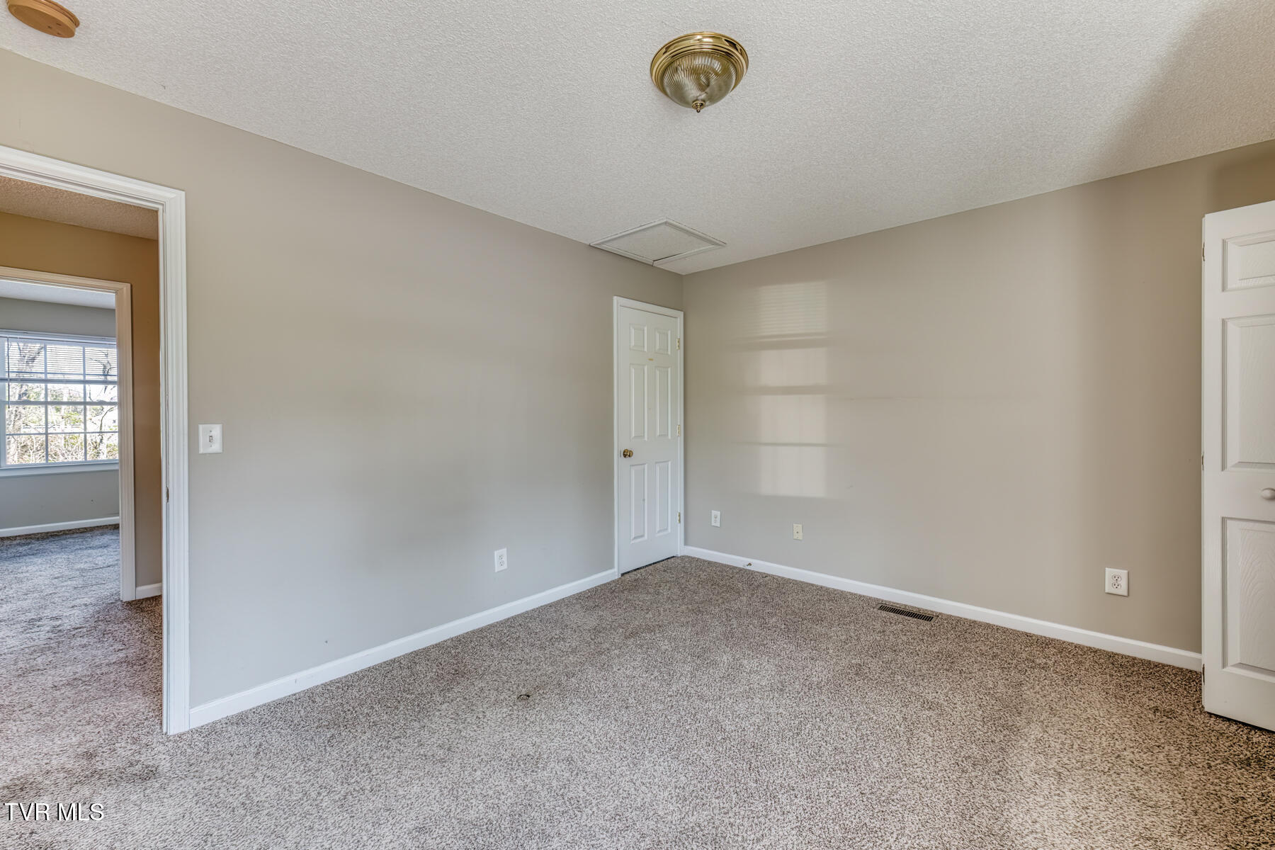 716 King Springs Road, Unit 7 Johnson City, TN 37601 - Photo 17 of 22 716 King Springs Rd., #7-17