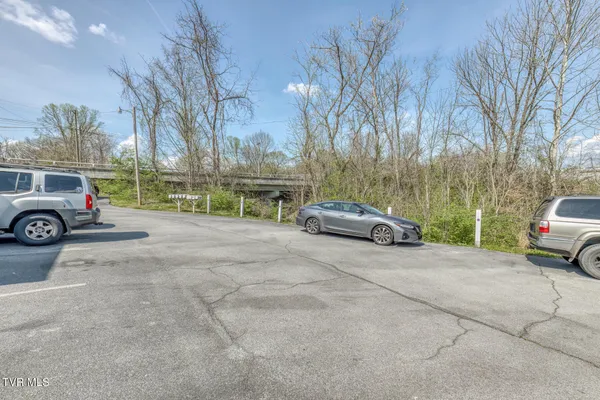 $162,000 | 716 King Springs Road, Unit 7, Johnson City, TN 37601