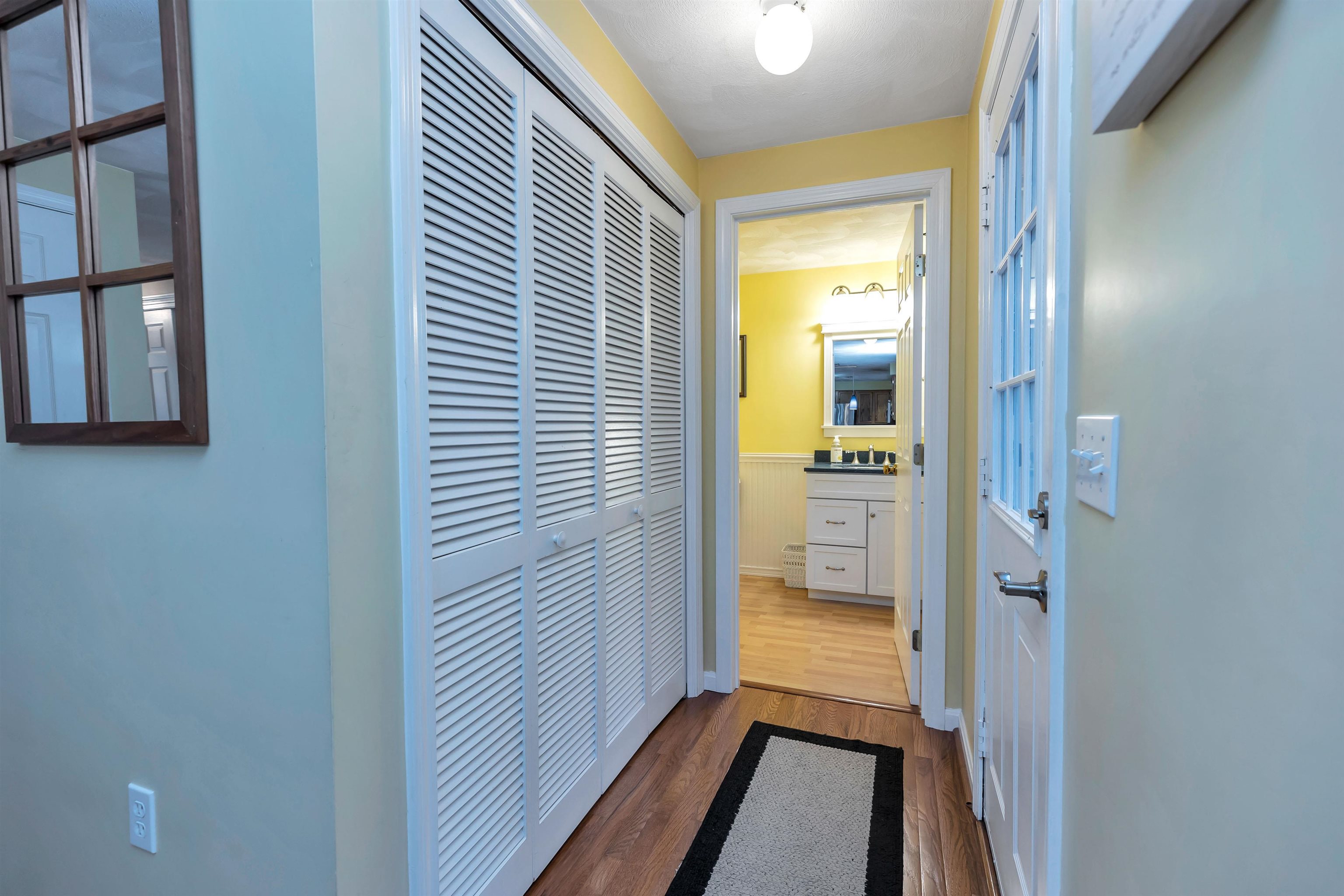 19 Scotchpine Lane Merrimack, NH 03054 - Photo 11 of 40