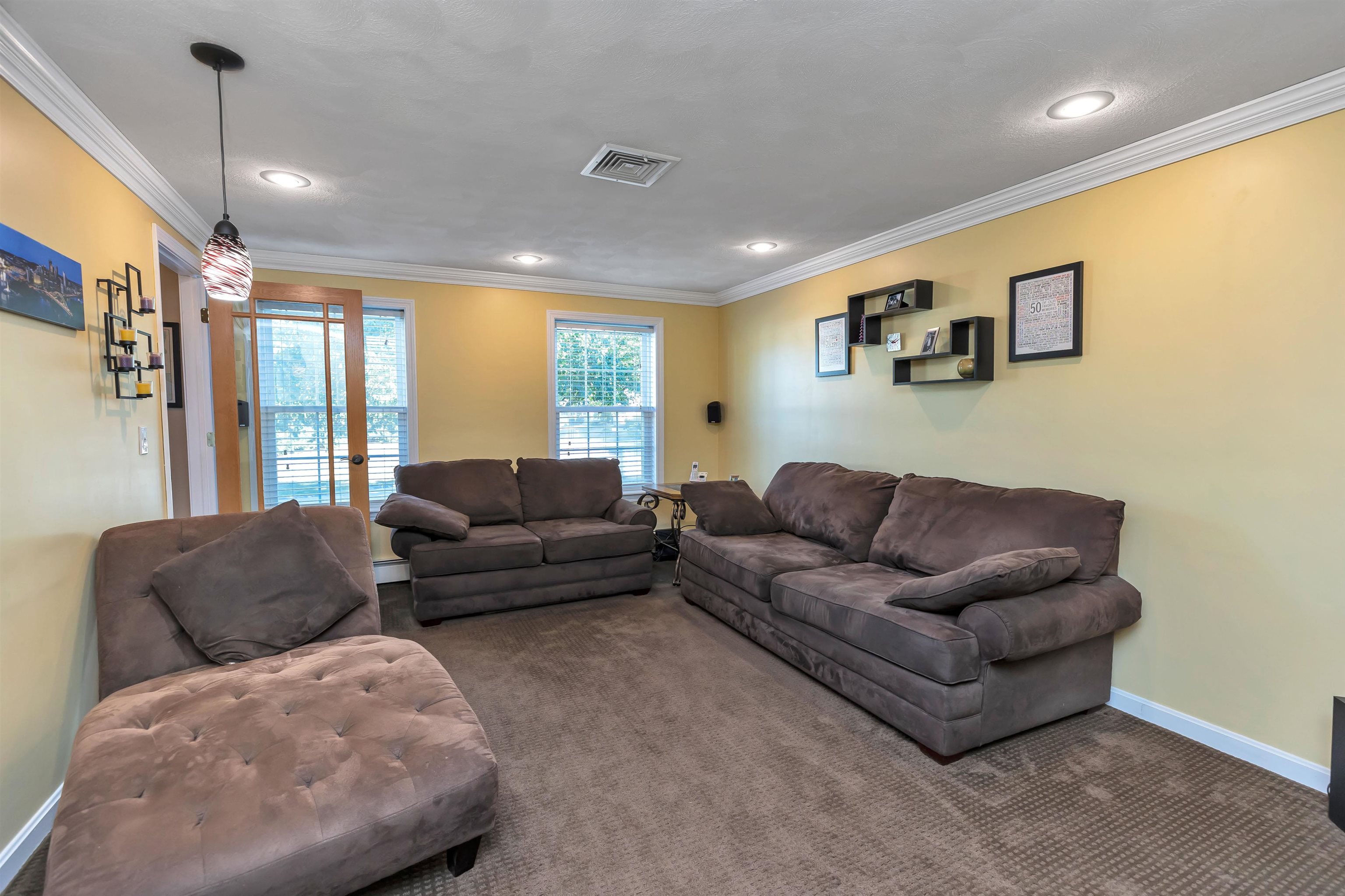 19 Scotchpine Lane Merrimack, NH 03054 - Photo 5 of 40