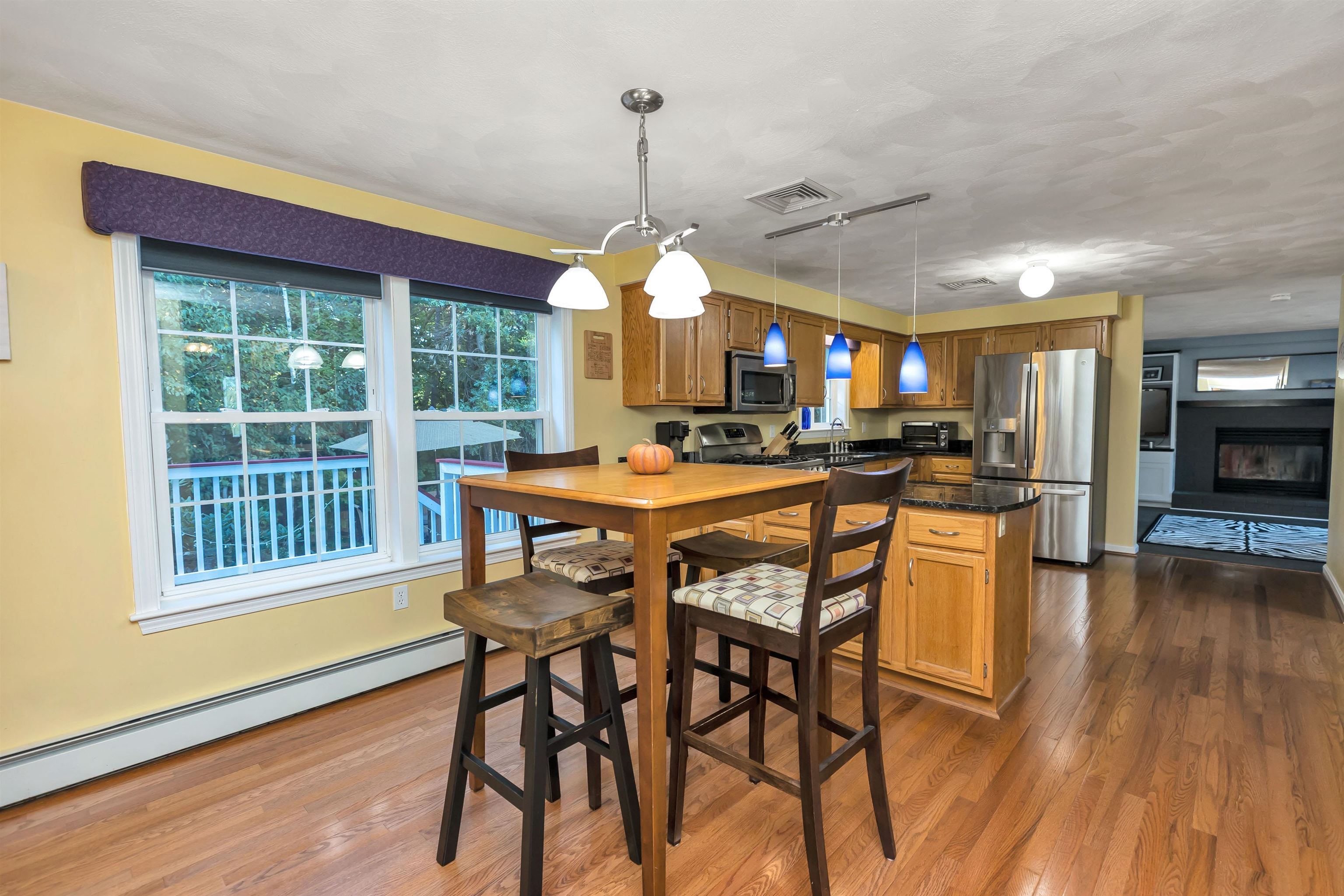 19 Scotchpine Lane Merrimack, NH 03054 - Photo 7 of 40