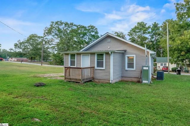 $186,000 | 304 Cherry Street, Belton, SC 29627