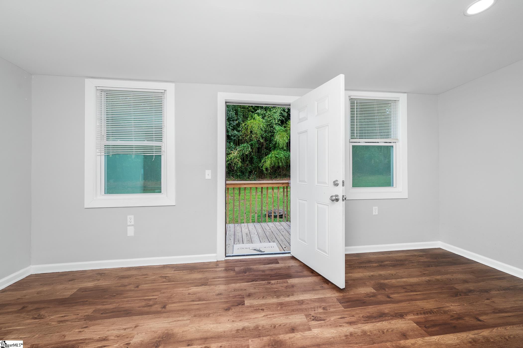 304 Cherry Street Belton, SC 29627 - Photo 5 of 33