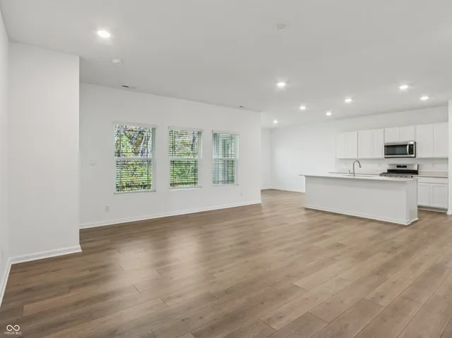 $409,900 | 3690 Marlowe Crk Drive, Clayton, IN 46118