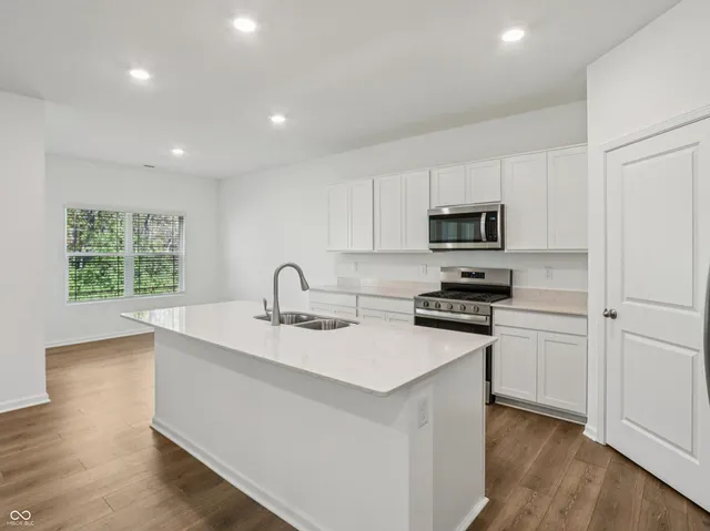 $409,900 | 3690 Marlowe Crk Drive, Clayton, IN 46118