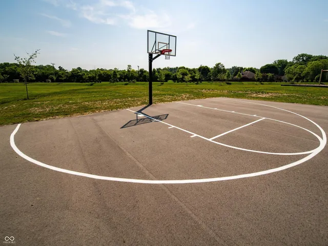 $409,900 | 3690 Marlowe Crk Drive, Clayton, IN 46118