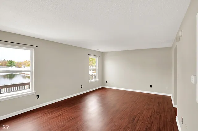 $259,000 | 2939 Hazelview Lane, Indianapolis, IN 46268