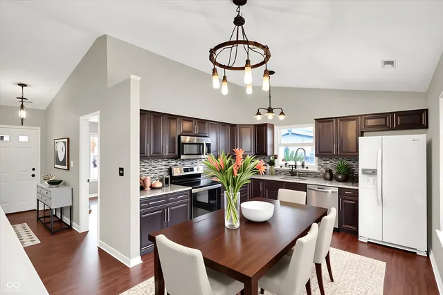 $259,000 | 2939 Hazelview Lane, Indianapolis, IN 46268